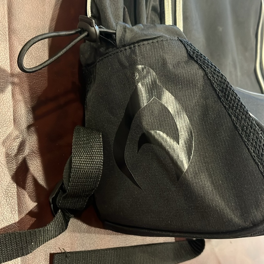 Axeus Backpack - Picture 4 of 6